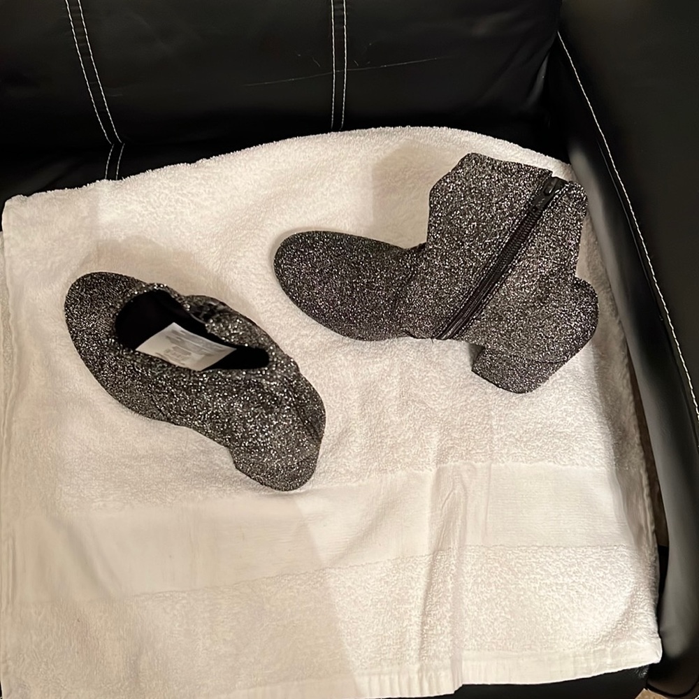 Ankle boots